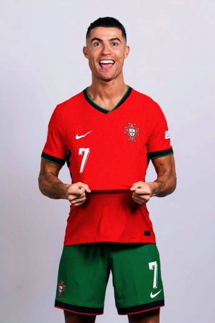 TMW：巴萨、曼城、米兰、国米和尤文关注乌迪内斯中场阿塔