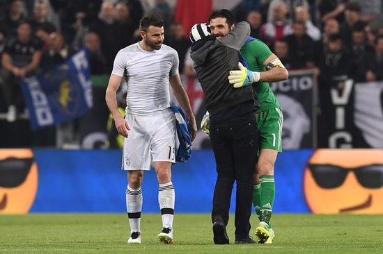 迪卡尼奥：国米仍是意甲综合实力最强；罗马买个好前锋能争冠（迪卡尼奥：国米综合实力仍居意甲之首；罗马若引进强力前锋也能冲冠）