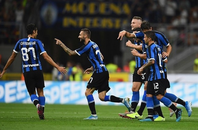 卡什：今夏只想留在维拉；还在找对象，波兰女生请私信我