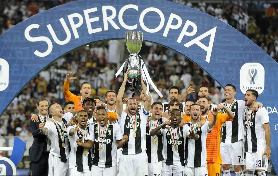 媒体人：杨瀚森被撞头晕已做检查，是否打G联赛要等通知